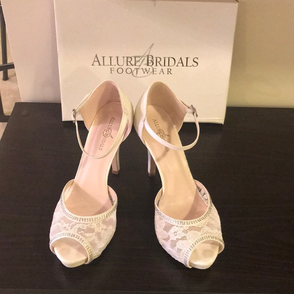 Allure Bridal Lace Wedding Heel